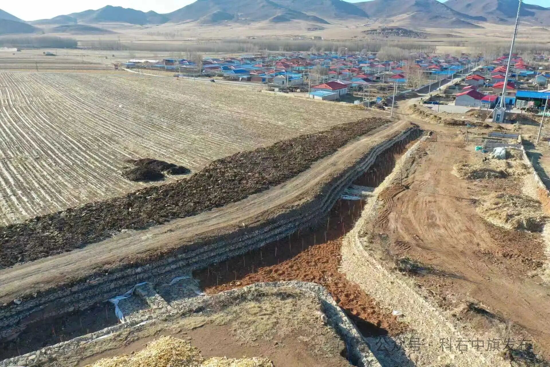 科右中旗抢抓有利时机 为侵蚀沟“缝合伤口”